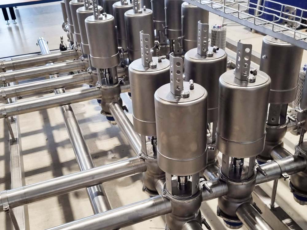 mk flowtec aufbau einer anlage vor ort beim kunden